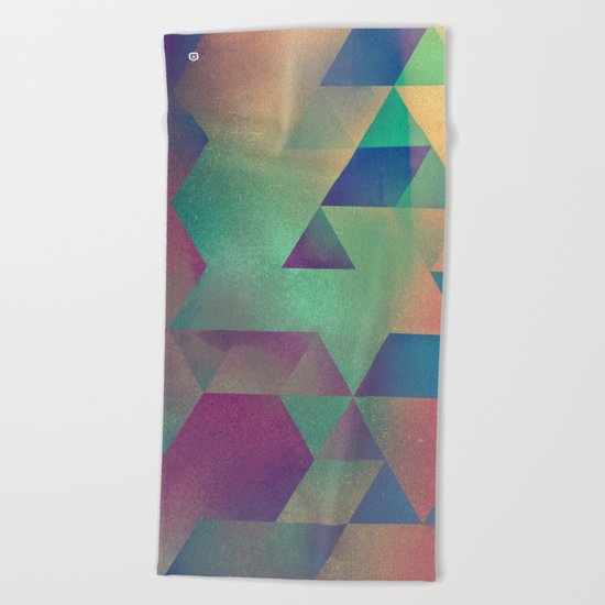 nww lyyse Beach Towel