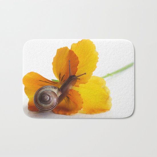 Little snail loves flowers Bath Mat