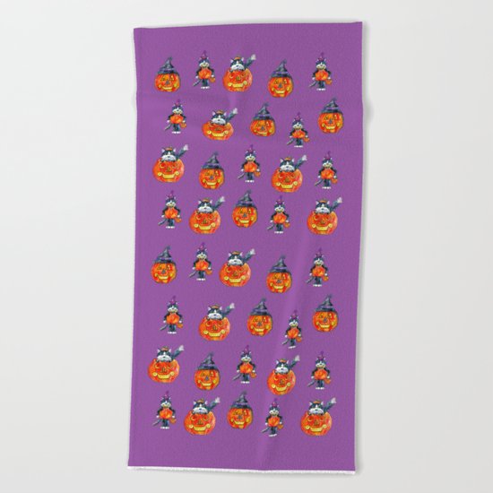 Black Cats and Jack-o-lanterns Beach Towel