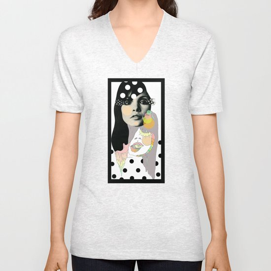 b & w Unisex V-Neck