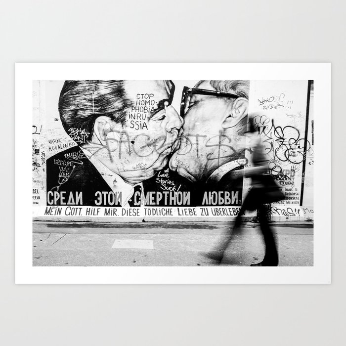 Kiss on Berlin Wall Art Print