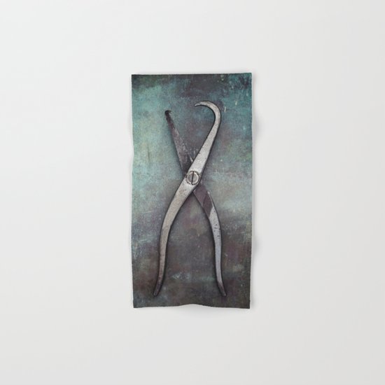 Spring Pliers Hand & Bath Towel
