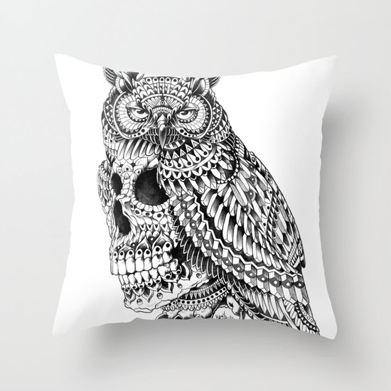 Great Horned Skull Throw Pillow