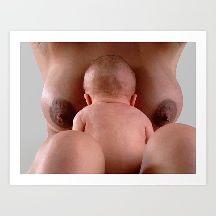 Naked Mom Baby Breastfeeding