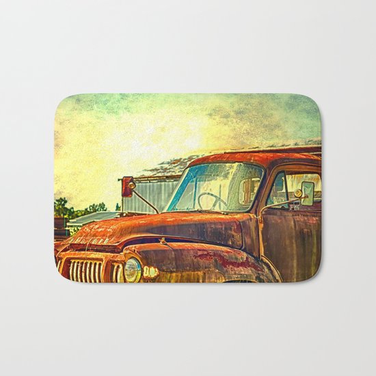 Old Rusty Bedford Truck Bath Mat