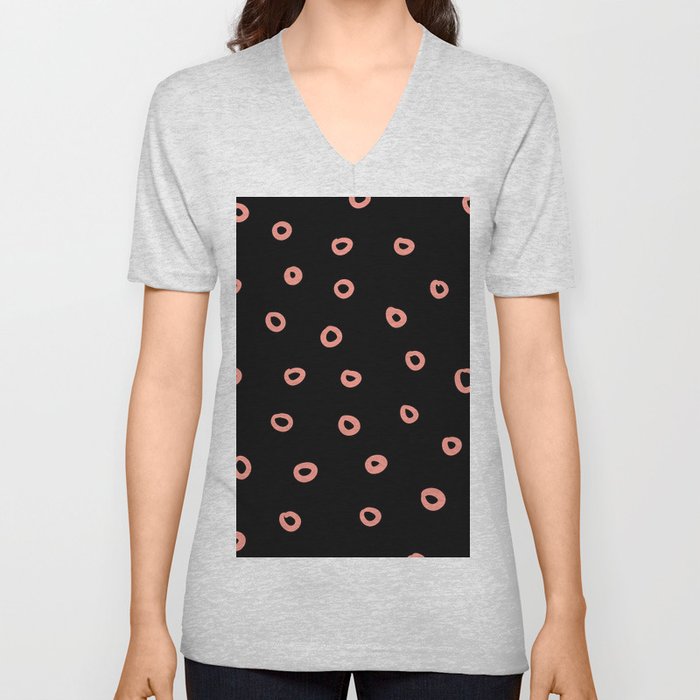Black and Pink Simple Hoop Circle Pattern Pairs DE 2022 Popular Color Adobe Avenue DE5137 V Neck T Shirt