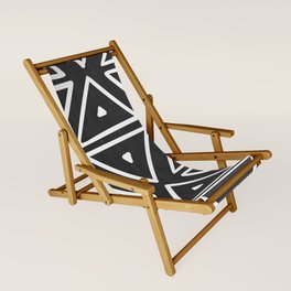 Big Triangles in Black and White Sling Chair
