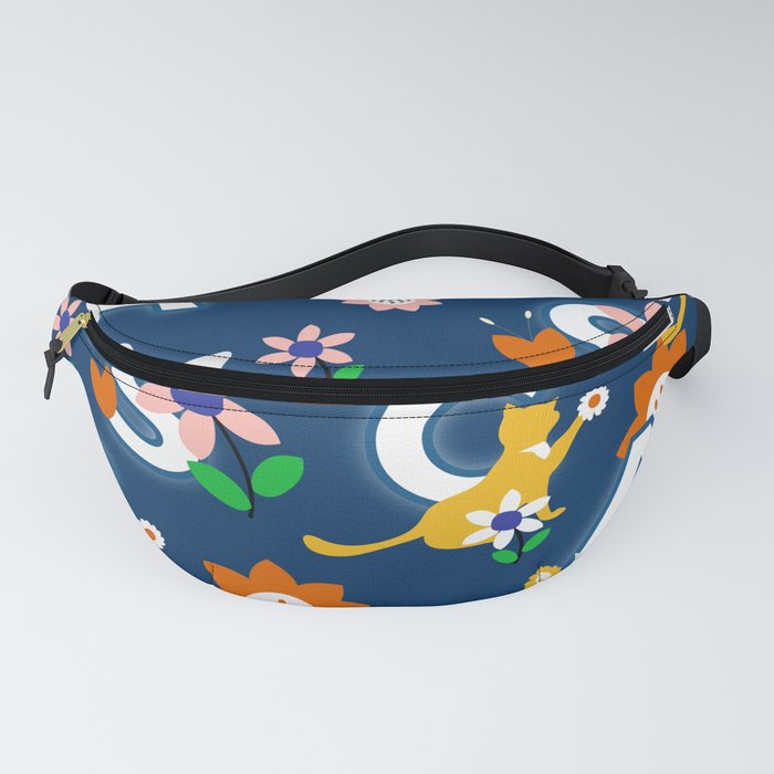 A Playful Furry Family of Cats Fanny Pack