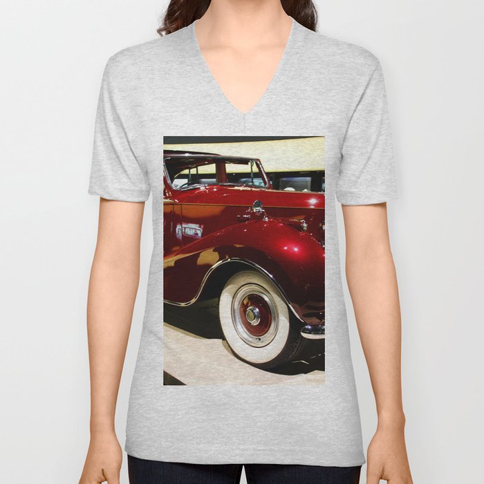 1952 candy apple red British Phantom IV classic antique foreign automobile luxury high class sedan color photograph / photography V Neck T Shirt