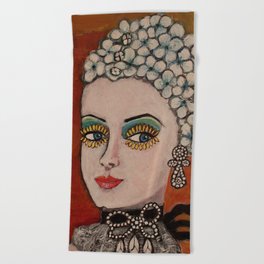 QUEEN CHARLOTTE GOES SWIMMING Beach Towel