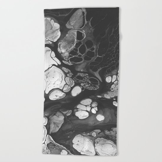 HOUSE OF WOLVES Beach Towel