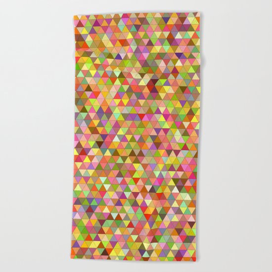 Happy summer triangles Beach Towel