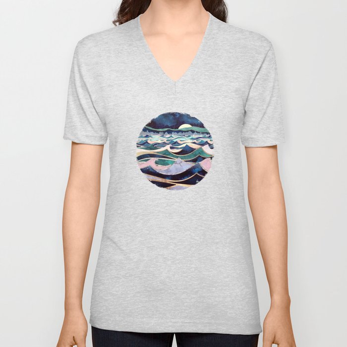 Moonlit Ocean Unisex V-Ausschnitt | Graphic-design, Digital, Aquarell, Ozean, Wasser, Meer, Mond, Sterne, Indigo, Navy