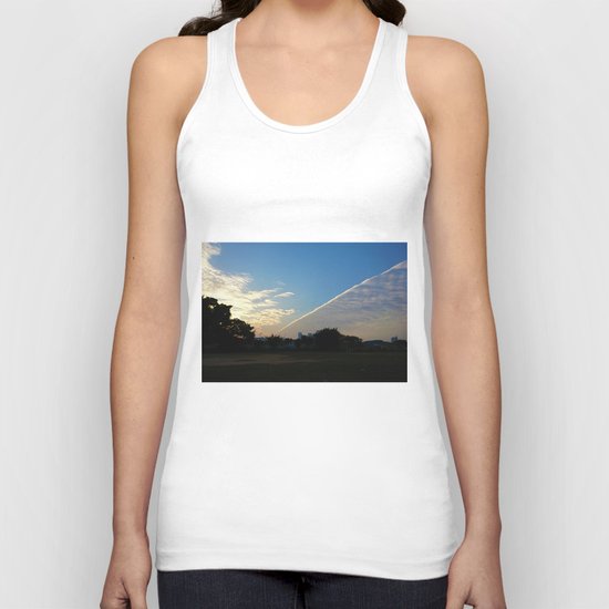 drama in the sky Unisex Tank Top