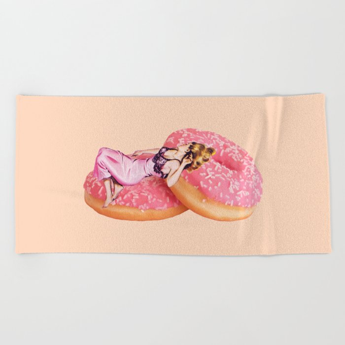 donut dreams Beach Towel