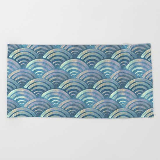 Colorful fish scales pattern Beach Towel