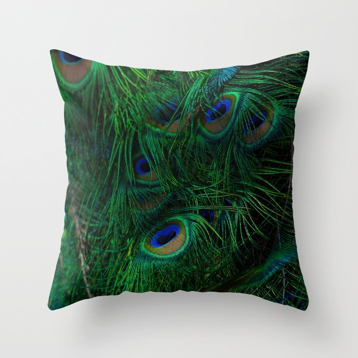 peacock feathers Throw Pillow