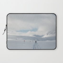 A lonely skier in the wild winter Lapland Laptop Sleeve
