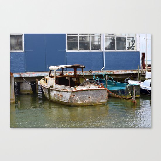 Still afloat Canvas Print