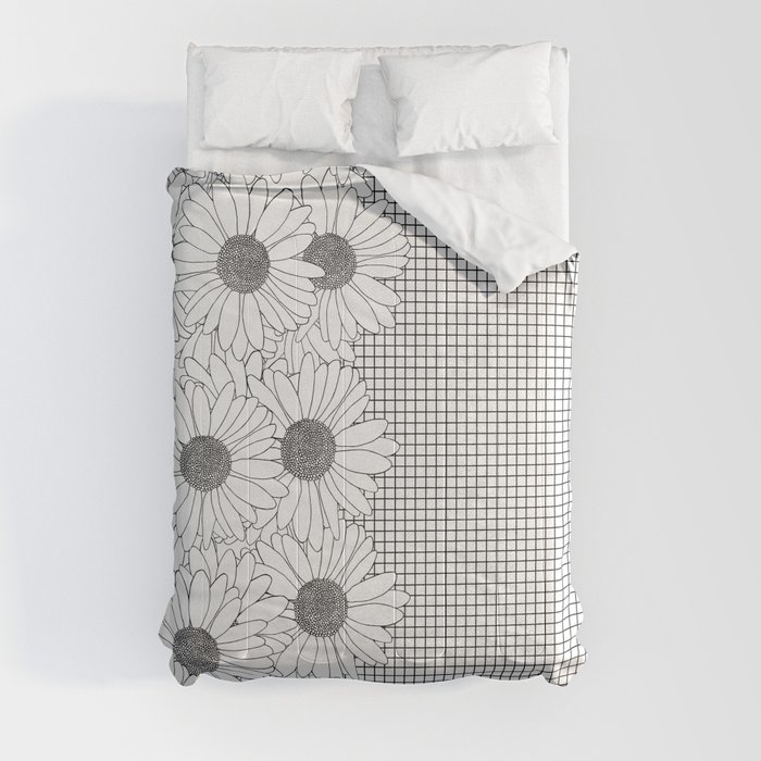 Daisy Grid on Side Comforter