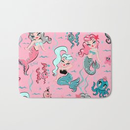 Babydoll Mermaids on Pink Bath Mat | Mermaidstyle, Retromermaids, Missfluff, Mermaids, Drawing, Mermaidart 