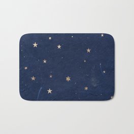 Good night - Leaf Gold Stars on Dark Blue Background Badematte
