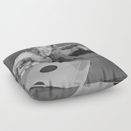 Music soothes the savage beast Floor Pillow