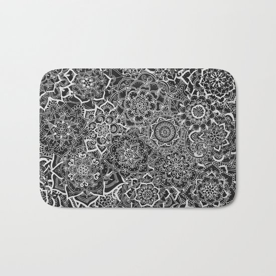 Delicate Lace Mandala Pattern Bath Mat