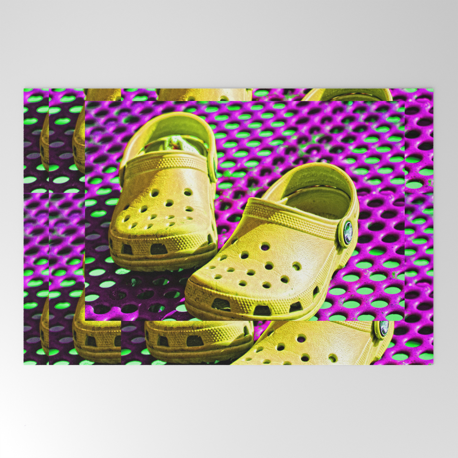 crocs worldwide shipping