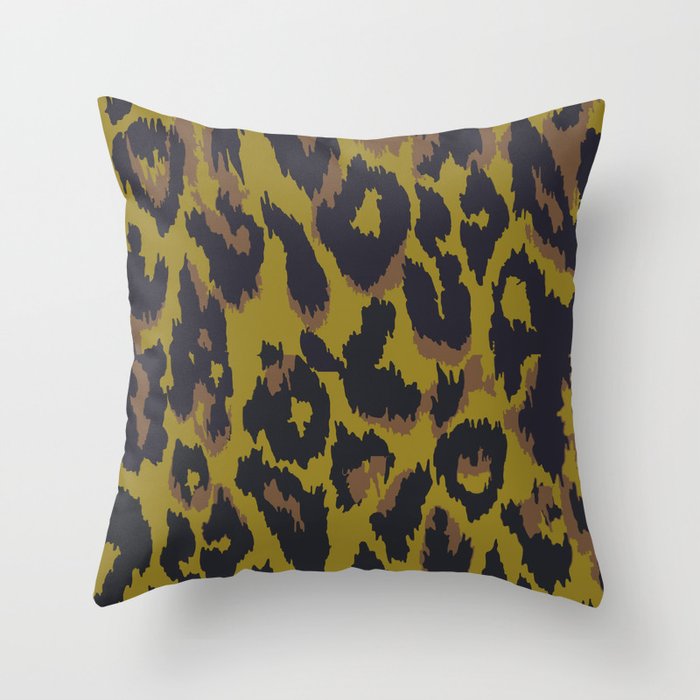 desert leopard pattern Throw Pillow