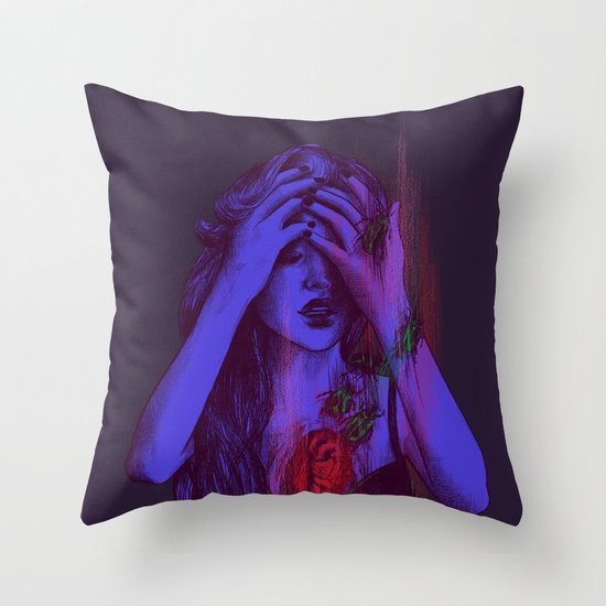 THE HEART SCARAB Throw Pillow