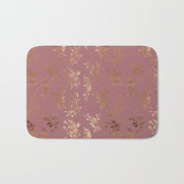 Mauve pink faux gold wildflowers illustration Badematte