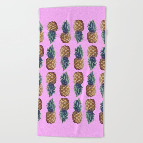 pineapples pink Beach Towel