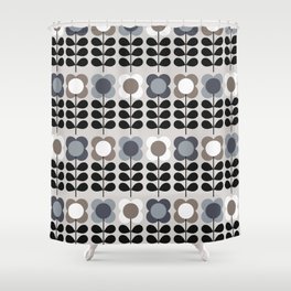 Abstract floral seamless pattern. Nordic style. Vintage illustration.  Shower Curtain