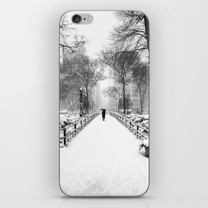 NYC Snow Day – Union Square Blizzard New York iPhone Skin
