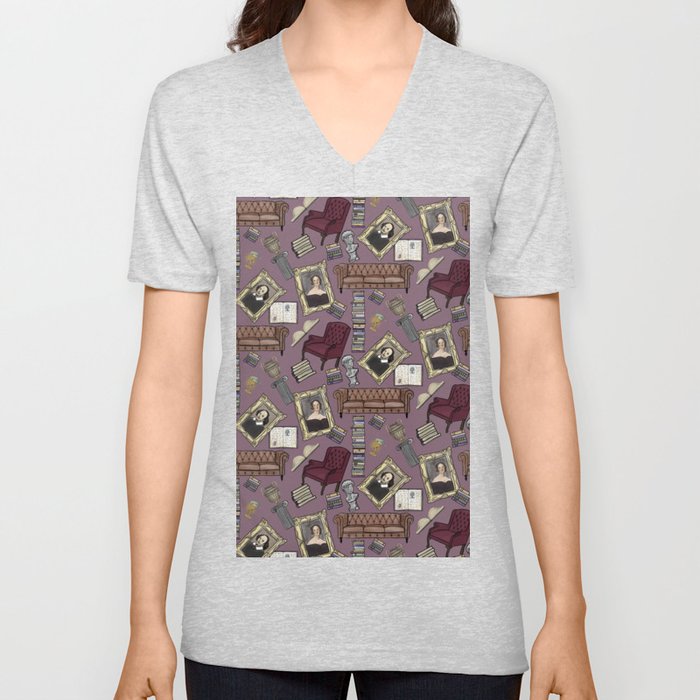 Dark Academia - In the Study, in mauve V Neck T Shirt