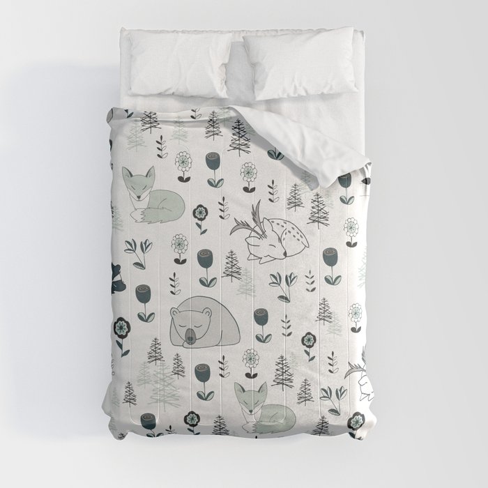 Sleepy Woodland Animals - Mint Comforter