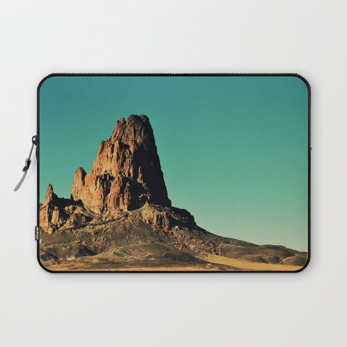 Desertic landscape 4 Laptop Sleeve